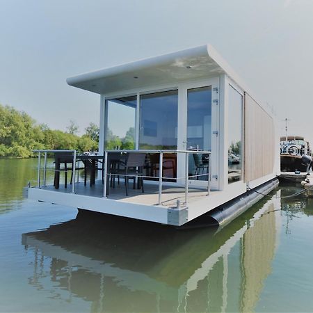 마스트리흐트 Houseboat Martinique 빌라 외부 사진